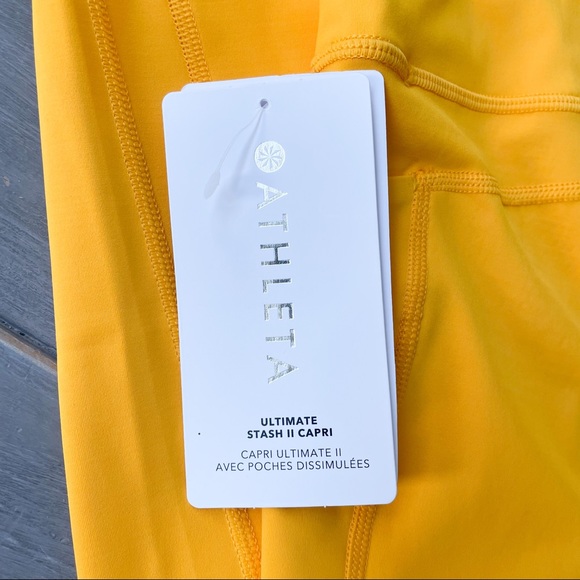 NWT Athleta Ultimate Stash II Capri Calf Length w Pockets “Golden Spark” Yellow - Picture 7 of 15